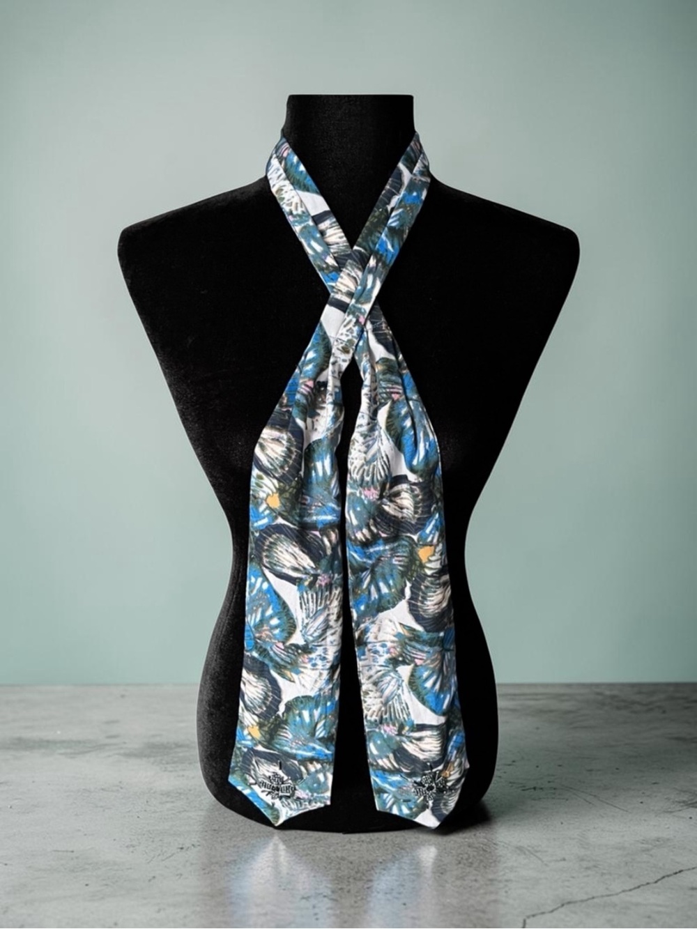 💖 BCBGeneration Beaded Skinny Scarf 💖
